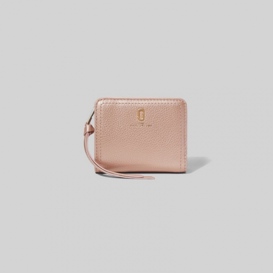 Marc Jacobs - The Softshot Pearlized Mini Compact Wallet - Click Image to Close