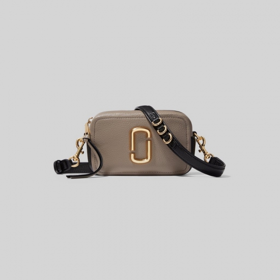 Marc Jacobs - The Softshot 17 - Click Image to Close