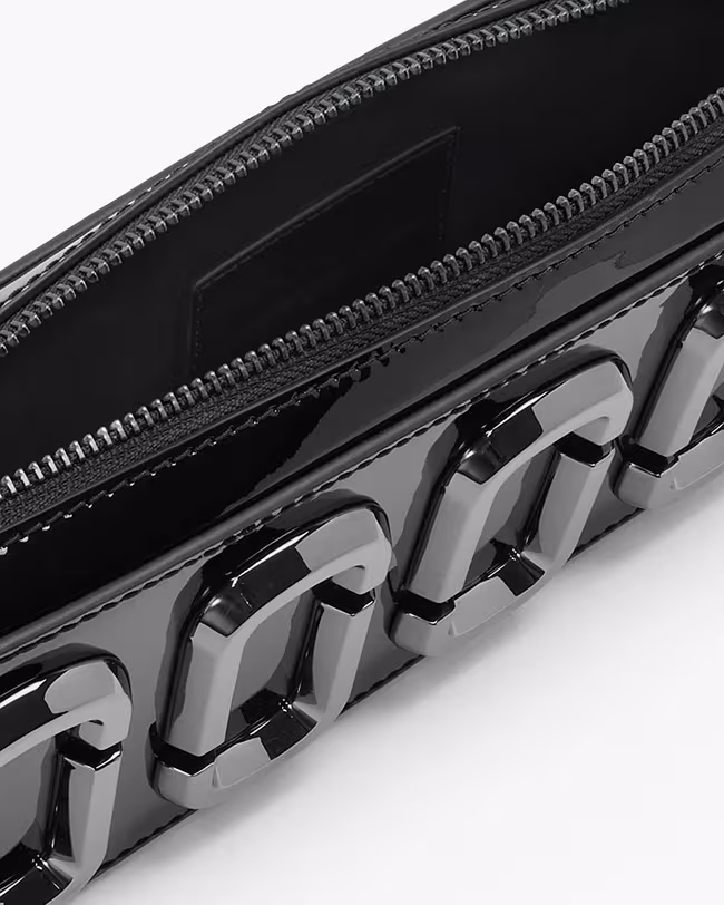 Snapshot E/W Shoulder Bag In Dtm Patent - image 4