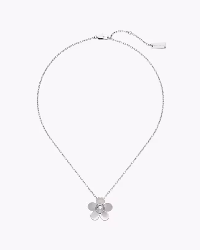 Mini Daisy Pendant Necklace