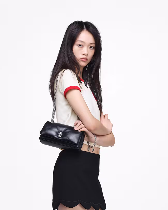 Scene Chain Mini Bag - image 2