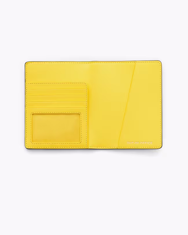 The City Passport Case - image 2