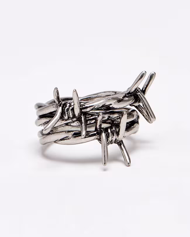 Barbed Wire Ring