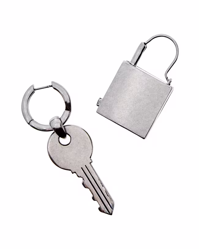 LOCK AND KEY EARRINGS - image 4